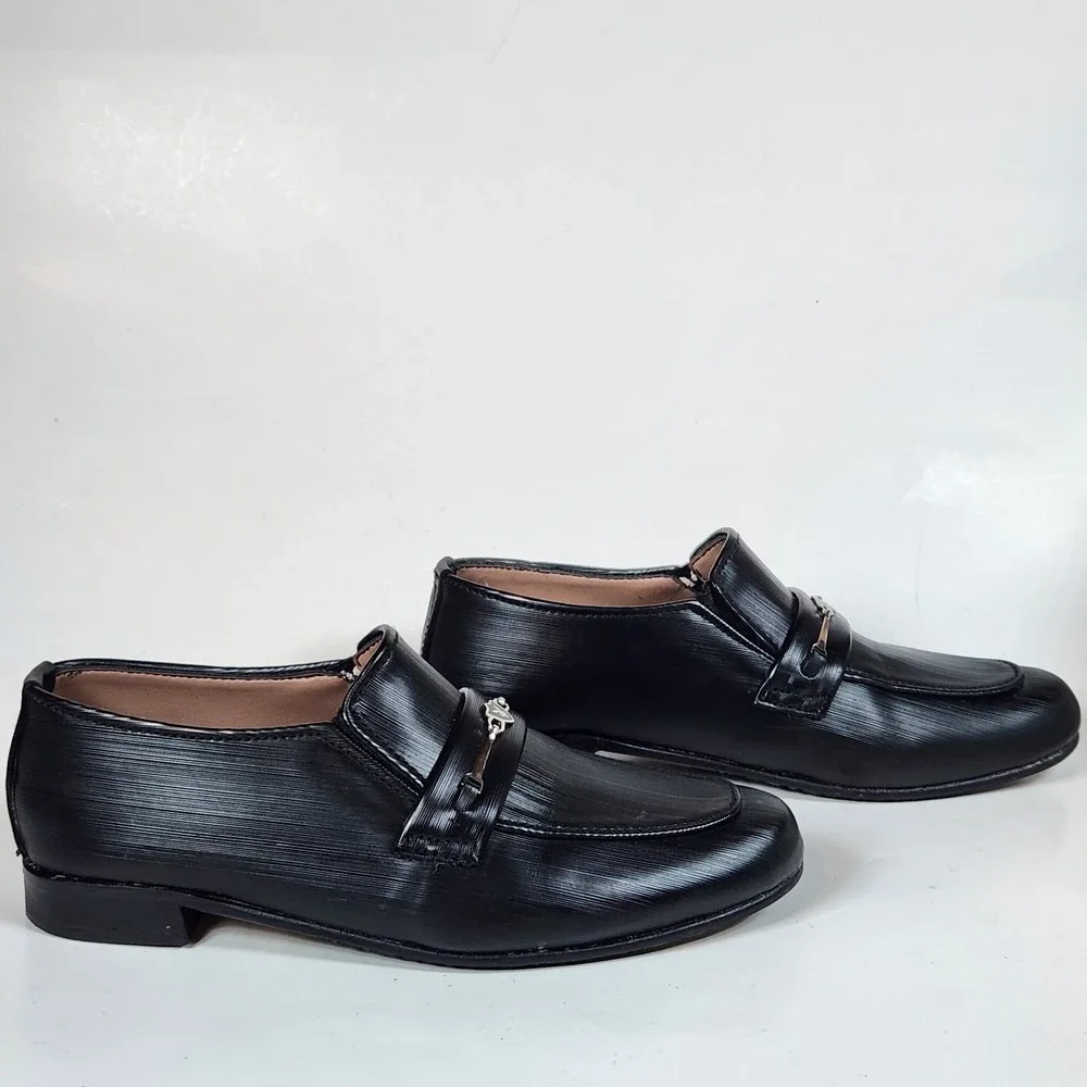 1ST STEP Playboy Handmade Oxford Slip-On Loafer Shoes Boys 10 Black‎ Silver Logo
